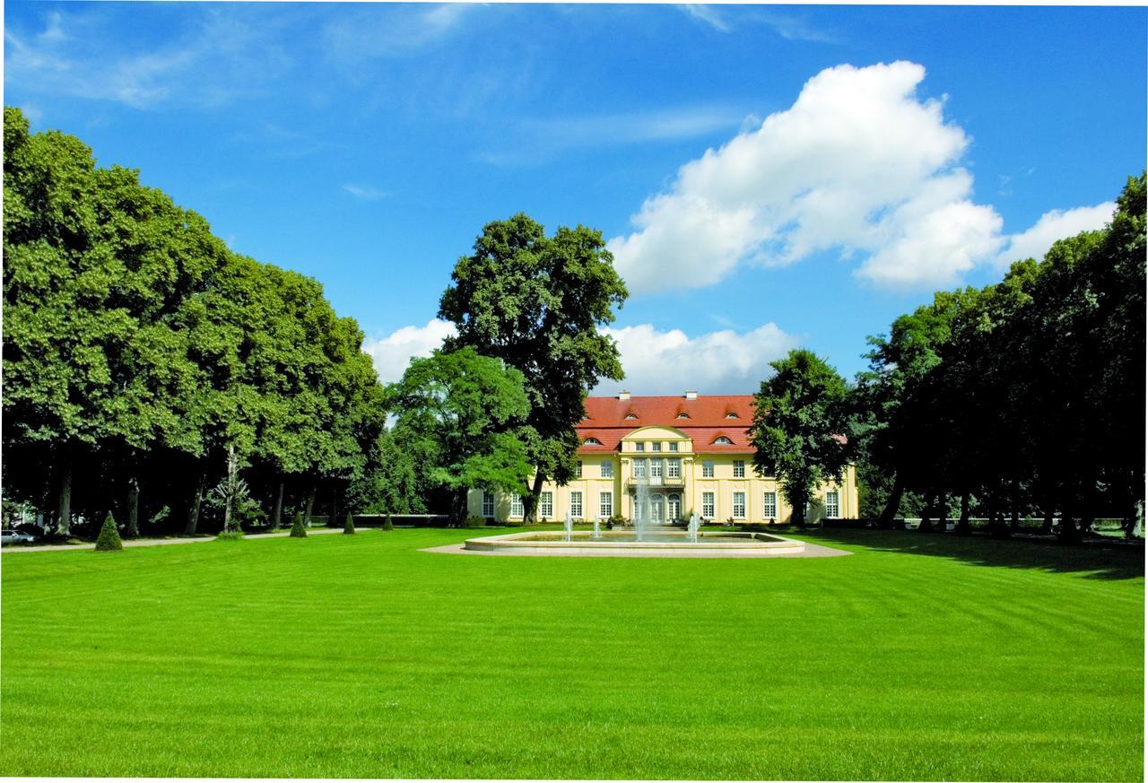 Schloss Hasenwinkel Hotel Exterior foto