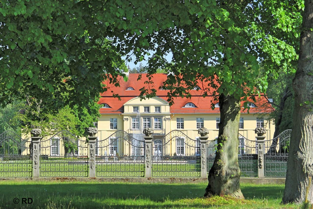 Schloss Hasenwinkel Hotel Exterior foto